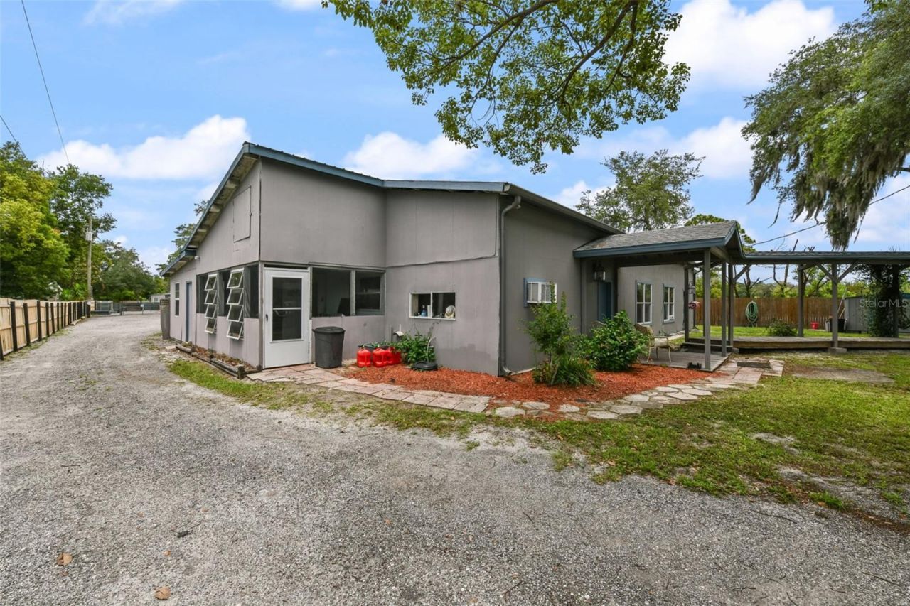 2036 Lake View Avenue , Chuluota, FL 32766 Photo