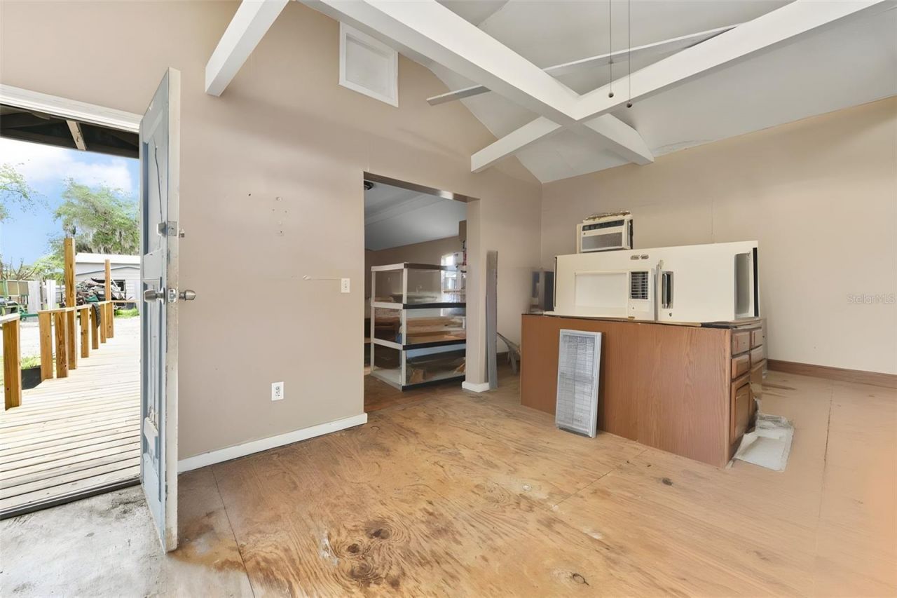 2036 Lake View Avenue , Chuluota, FL 32766 Photo