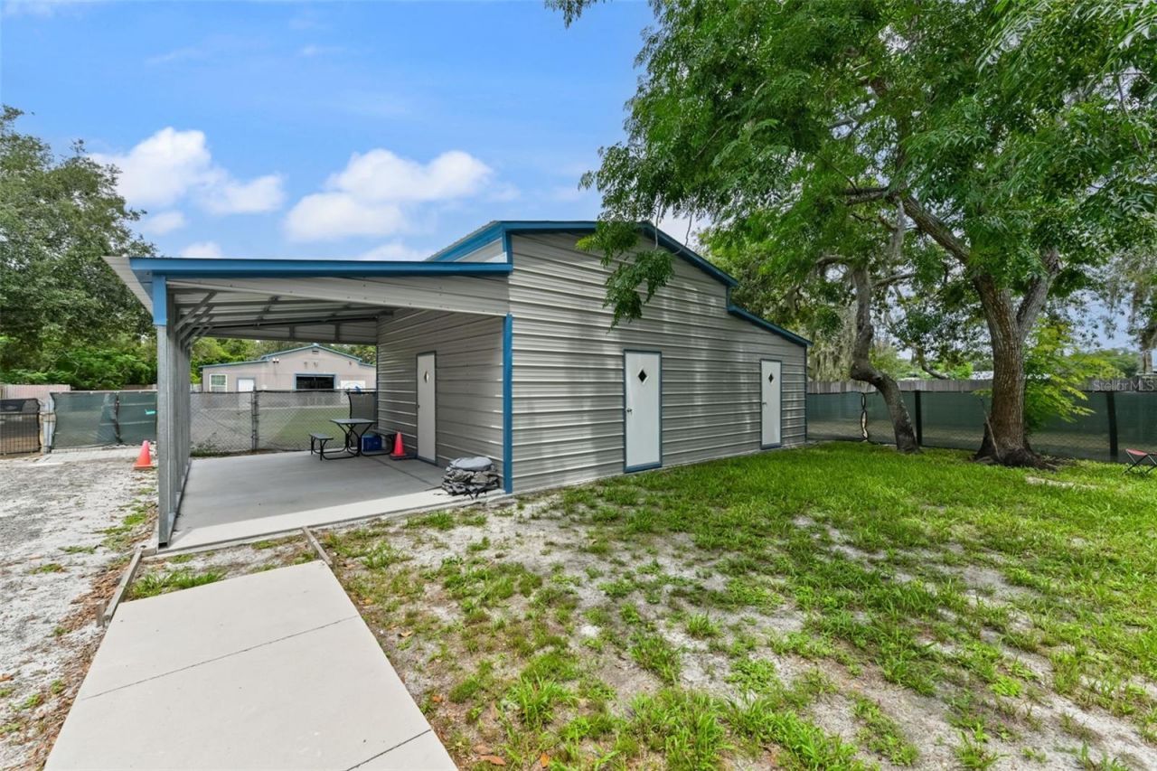 2036 Lake View Avenue , Chuluota, FL 32766 Photo