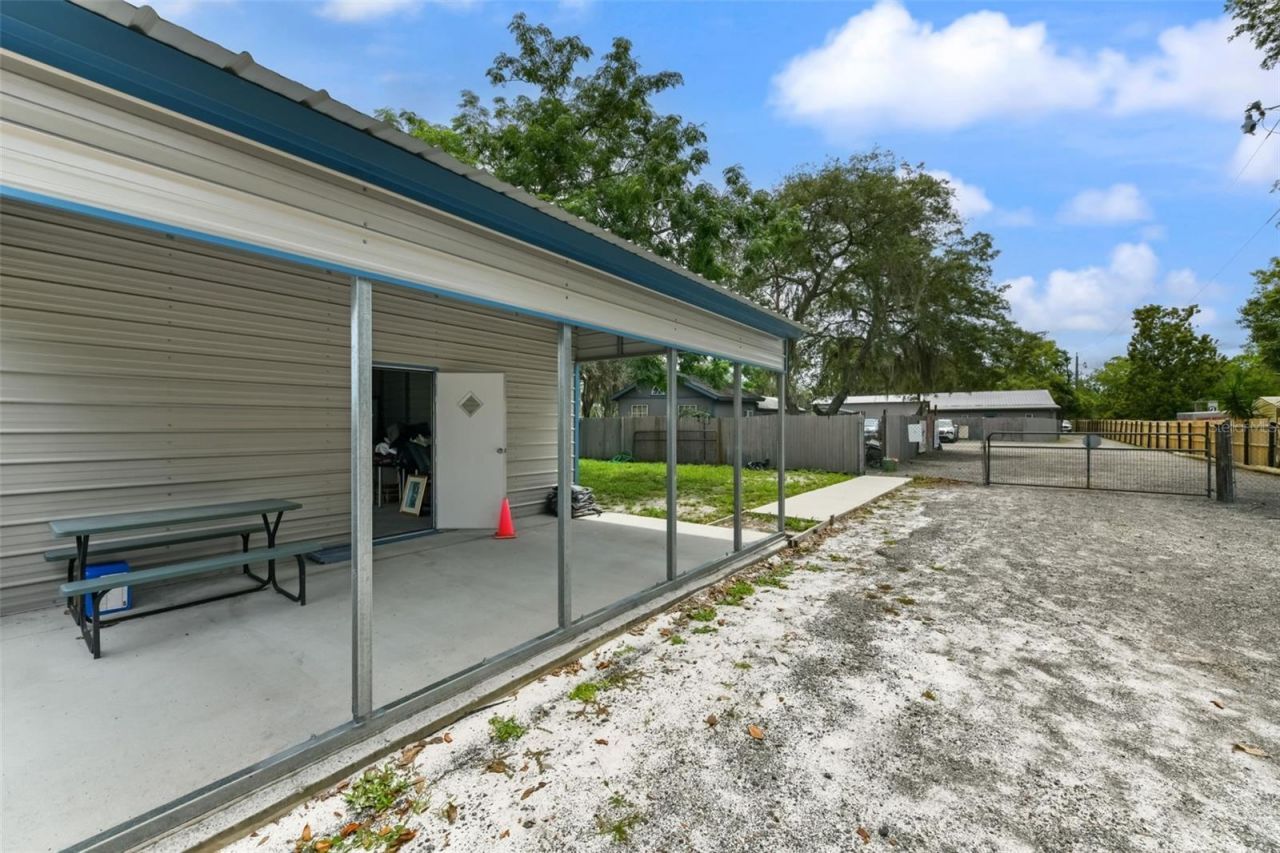 2036 Lake View Avenue , Chuluota, FL 32766 Photo