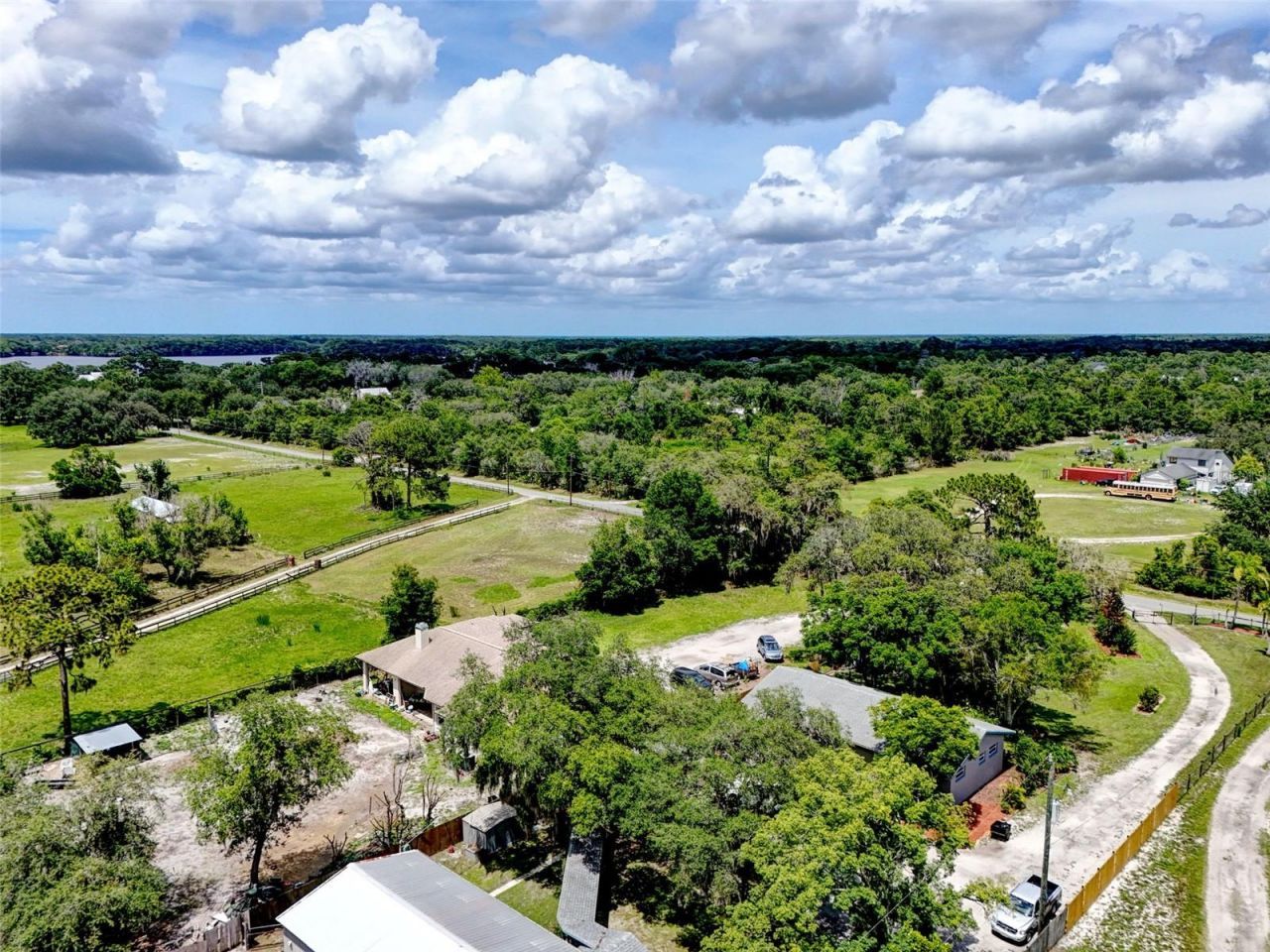 2036 Lake View Avenue , Chuluota, FL 32766 Photo