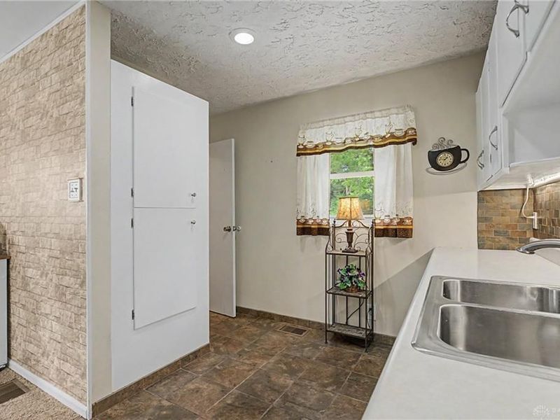 3288 Lapland Drive, Cincinnati, OH 45239 Photo 10