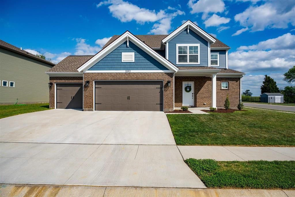 2092 Pebble Wood, Owensboro, KY 42303 Main Photo