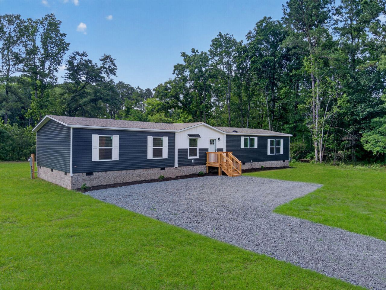 319 Big Country Way Photo 4