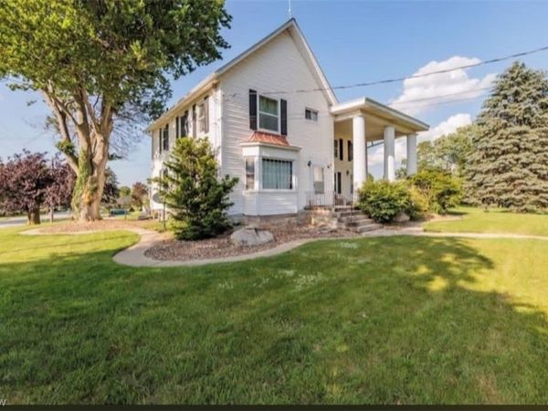 47550 Middle Ridge Road, Amherst, OH 44001