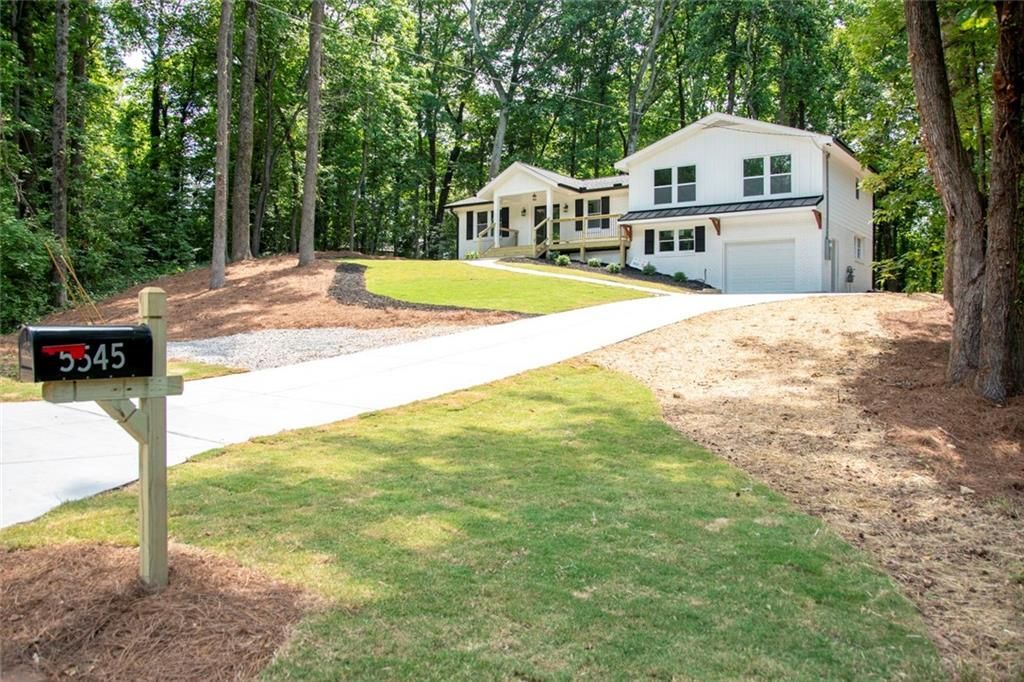 5545 Crestview Drive, Acworth, GA 30102 Main Photo