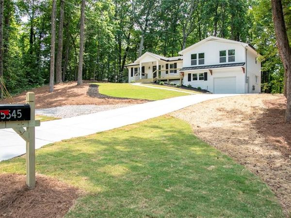5545 Crestview Drive, Acworth, GA 30102