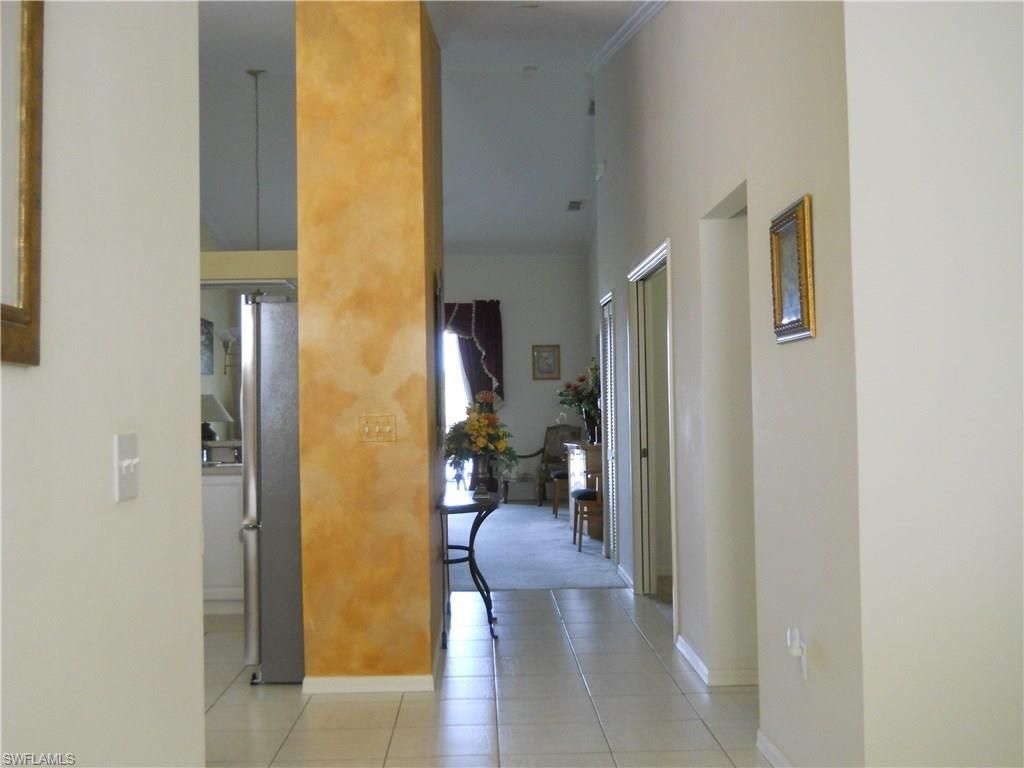 500 Robin Hood Cir , Unit 202, Naples, FL 34104 Photo