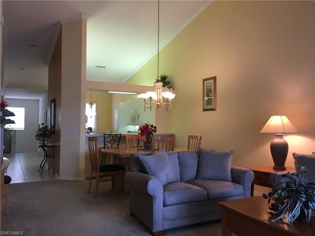 500 Robin Hood Cir , Unit 202, Naples, FL 34104 Photo