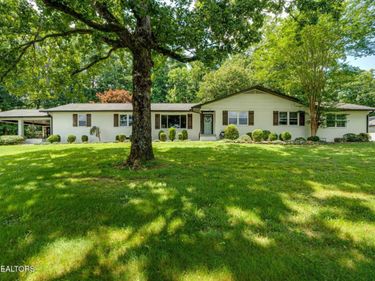 134 County Road 25 , Riceville, TN 37370