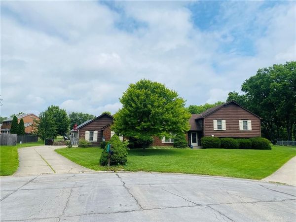 6856 Adamwald Court, Miamisburg, OH 45459