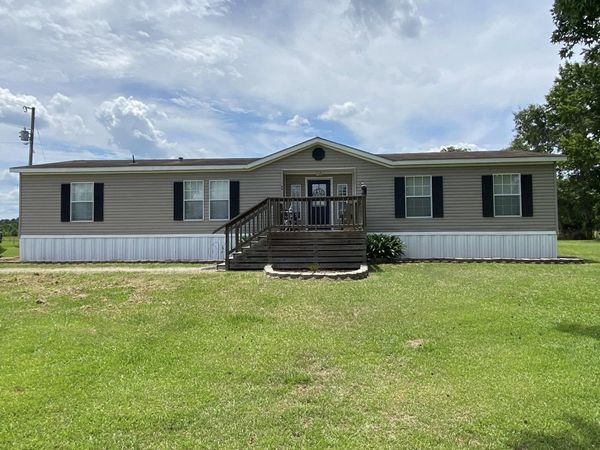 10407 County Line Rd., Hemingway, SC 29554