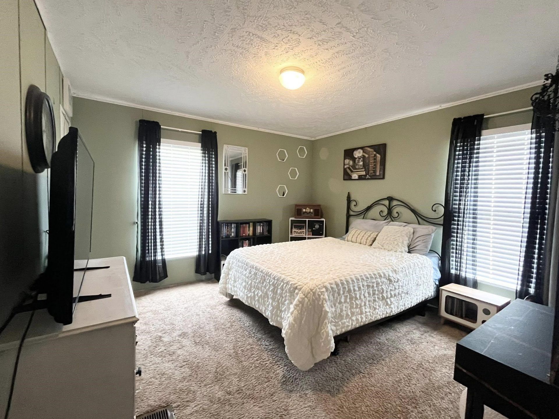 10407 County Line Rd. Photo 12