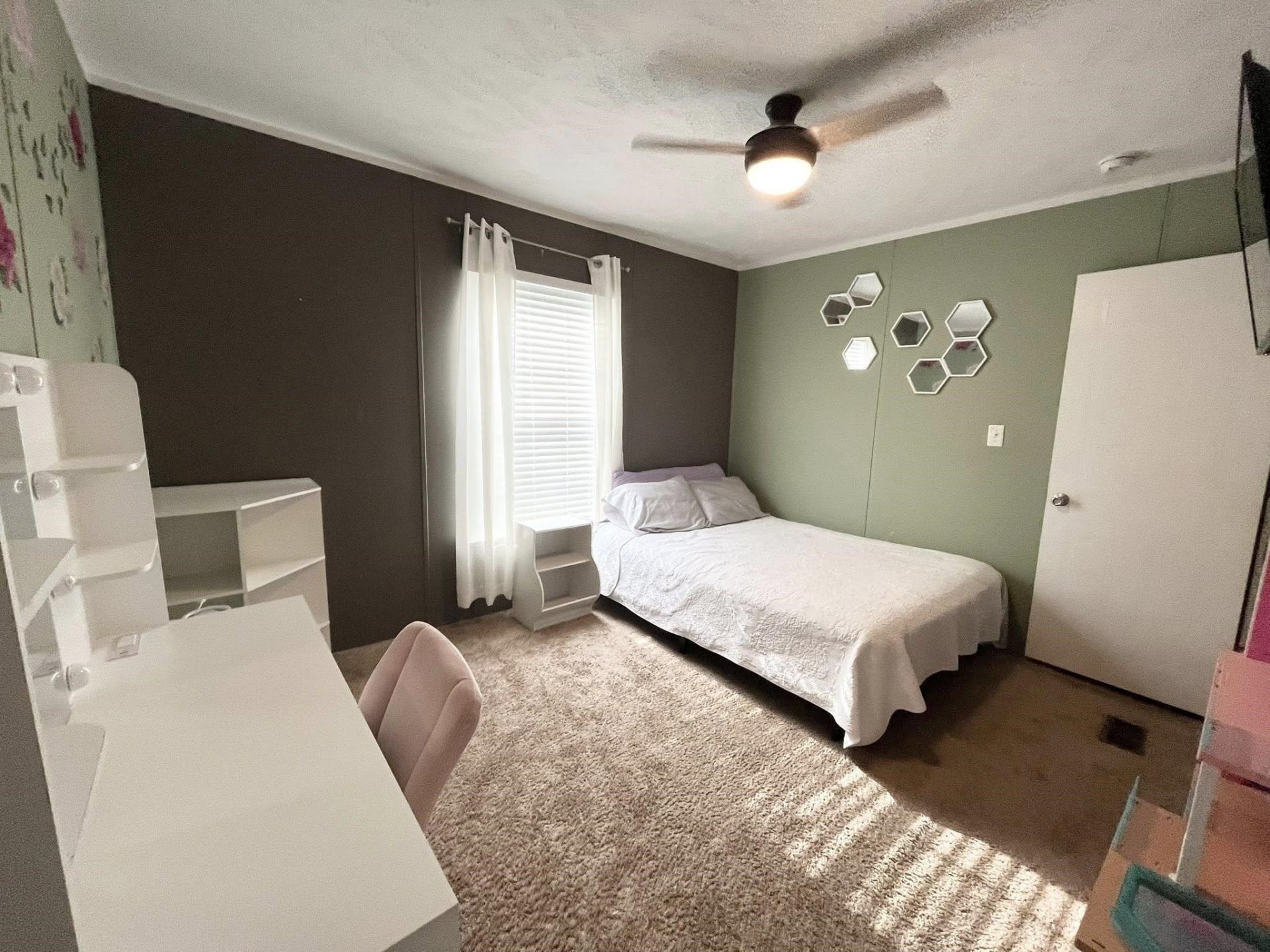 10407 County Line Rd. Photo 16