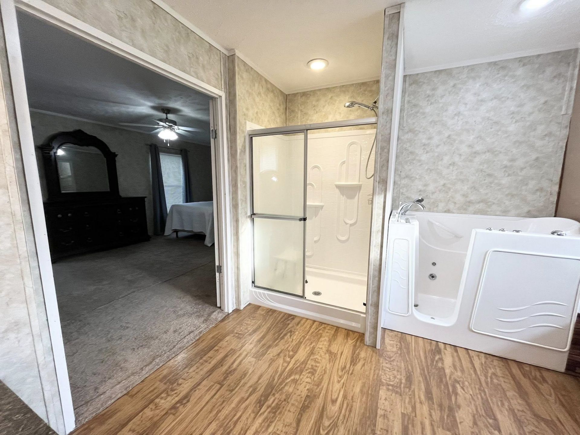 10407 County Line Rd. Photo 24