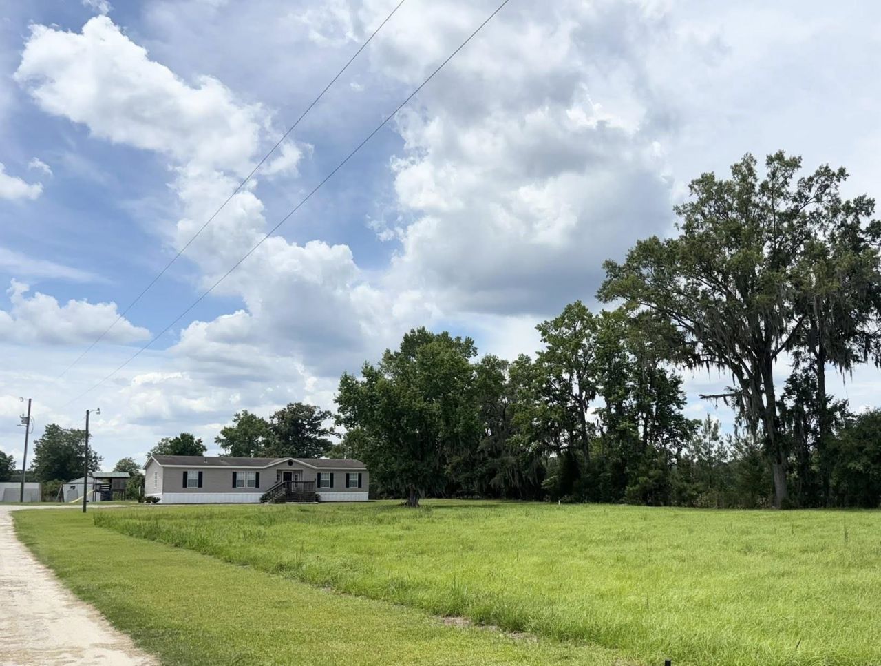 10407 County Line Rd. Photo 35