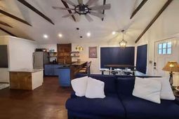 4879 Sam King Road photo 4