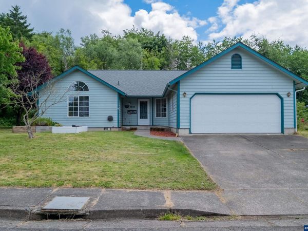 2295 Ironwood St, Sweet Home, OR 97386