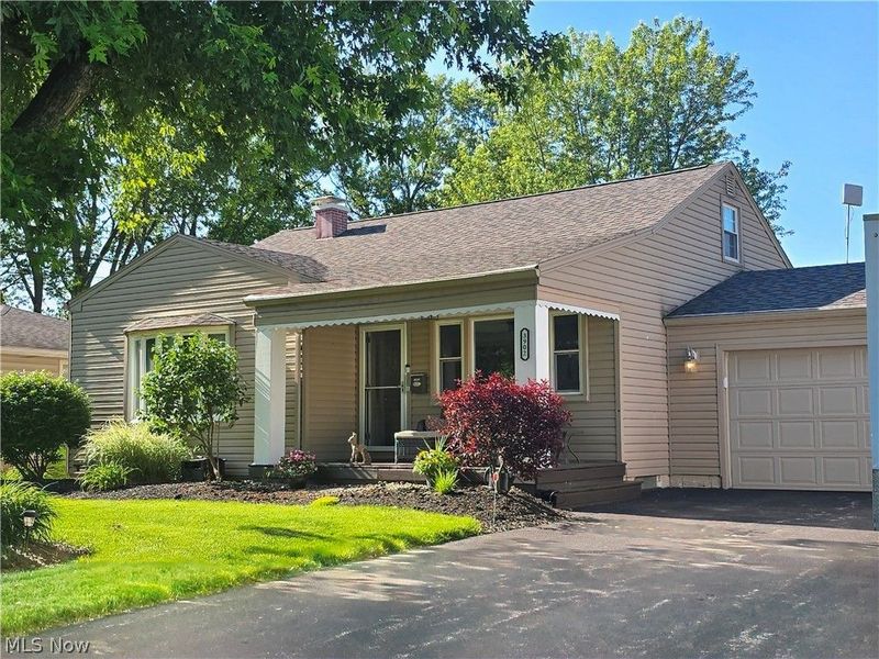 3902 Ayrshire Drive, Youngstown, OH 44511 Photo 2