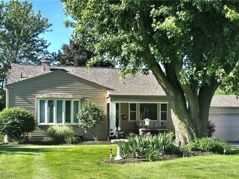 3902 Ayrshire Drive, Youngstown, OH 44511 Photo 3