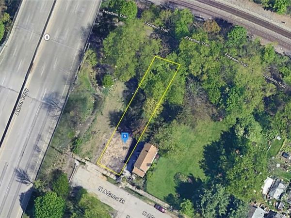 361 N Adams Street , Akron, OH 44304