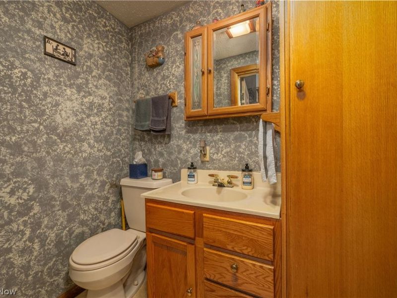 6297 Columbia Road NW, Dover, OH 44622 Photo 20