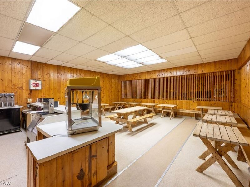 6297 Columbia Road NW, Dover, OH 44622 Photo 8