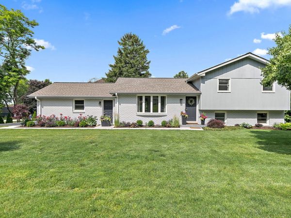 800 Gamble Drive , Lisle, IL 60532