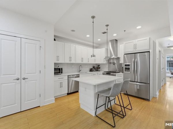 838 Park Avenue 2, Unit 2, HOBOKEN, NJ 07030