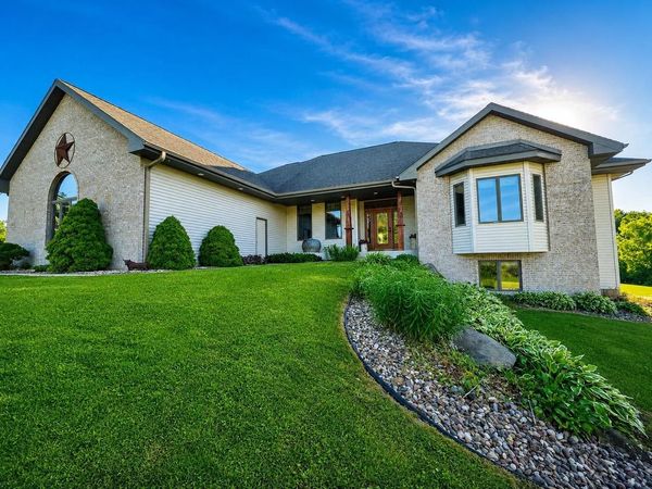 1825 Bringold Drive, Verona, WI 53593