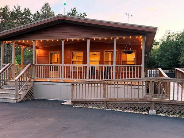 W2076 Amherst Road, Lyndon Station, WI 53944