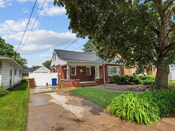 728 TAYCO STREET, Menasha, WI 54952