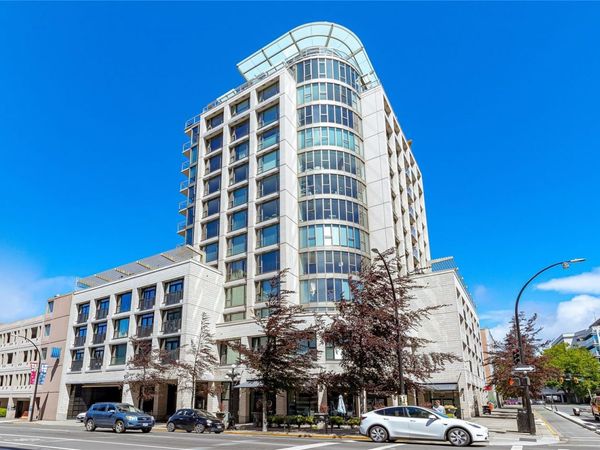 760 Johnson St, Unit #1204, Victoria, BC V8W 0A4