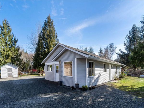 1726 Settler Rd, Qualicum Beach, BC V9K 2R6
