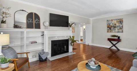 2702 Donner Way, Sacramento, CA 95818 Photo