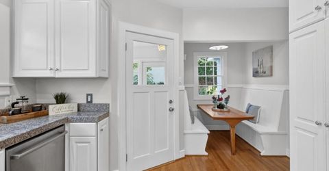 2702 Donner Way, Sacramento, CA 95818 Photo