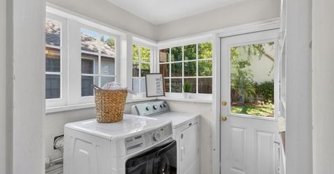 2702 Donner Way, Sacramento, CA 95818 Photo