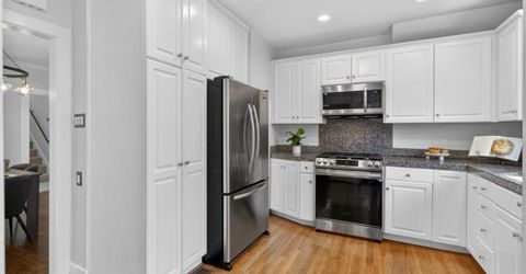 2702 Donner Way, Sacramento, CA 95818 Photo
