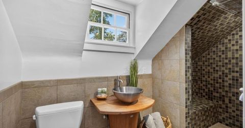 2702 Donner Way, Sacramento, CA 95818 Photo