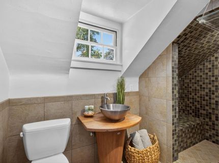 2702 Donner Way, Sacramento, CA 95818 Photo