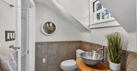 2702 Donner Way, Sacramento, CA 95818 Photo