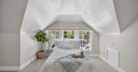2702 Donner Way, Sacramento, CA 95818 Photo