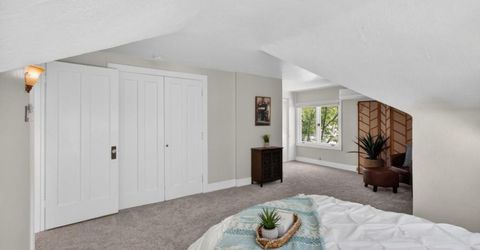 2702 Donner Way, Sacramento, CA 95818 Photo