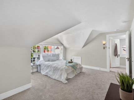 2702 Donner Way, Sacramento, CA 95818 Photo