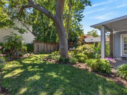 2702 Donner Way, Sacramento, CA 95818 Photo