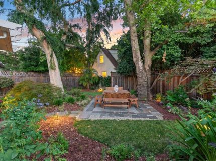 2702 Donner Way, Sacramento, CA 95818 Photo