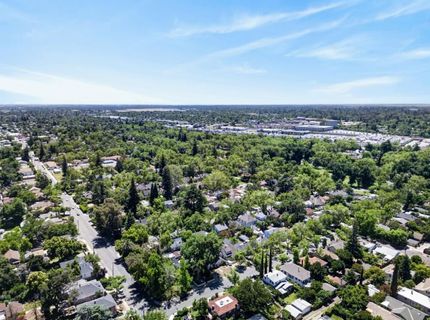 2702 Donner Way, Sacramento, CA 95818 Photo