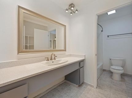 724 Woodside Lane East #6, Unit 6, Sacramento, CA 95825 Photo
