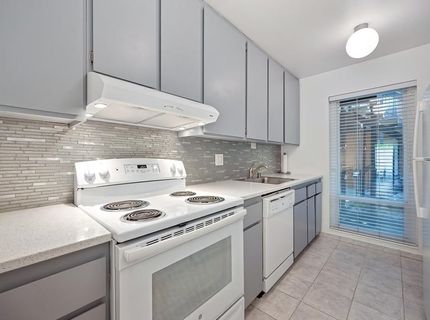 724 Woodside Lane East #6, Unit 6, Sacramento, CA 95825 Photo