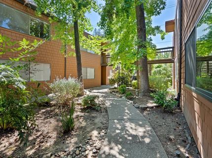 724 Woodside Lane East #6, Unit 6, Sacramento, CA 95825 Photo
